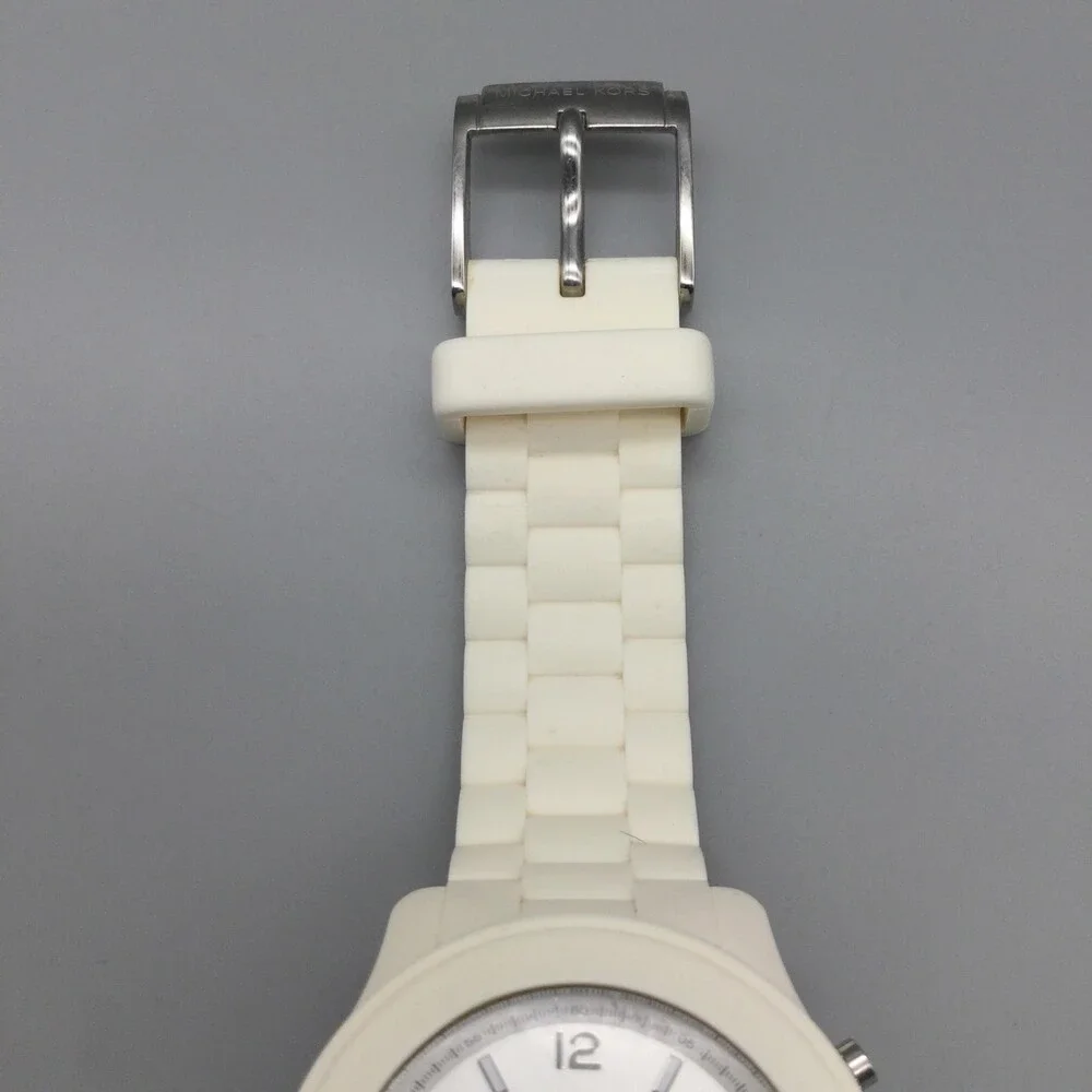 Michael Kors MK-5292 Womens Watch 42mm White Chronograph New Battery